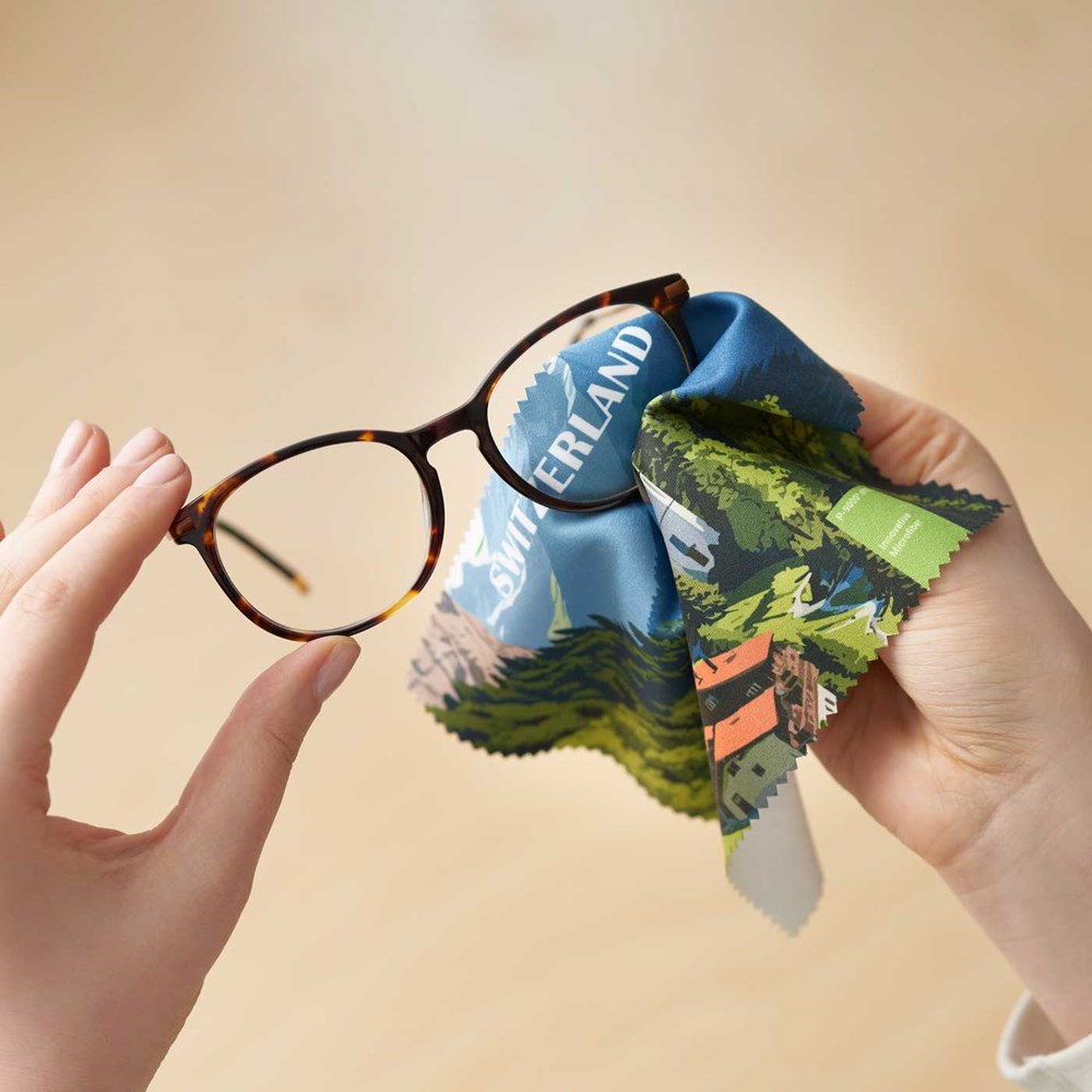 POLYCLEAN rPET Brillenputztuch 21x15 cm im Pergaminbeutel, All-Inclusive-Paket